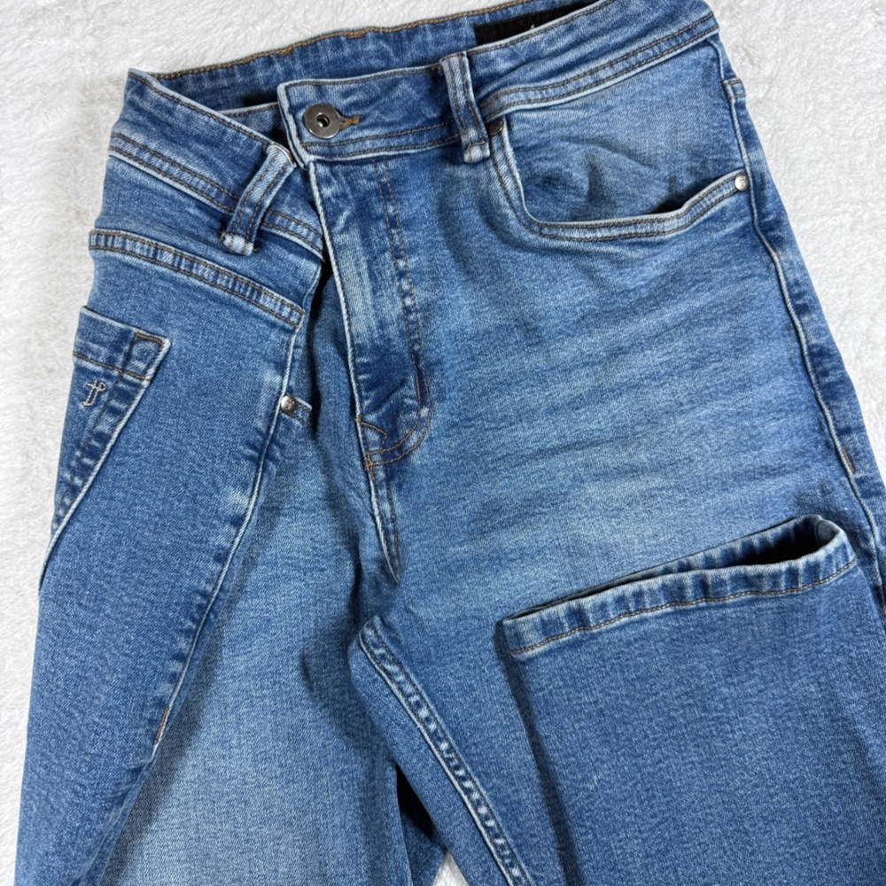 TPJ Men 33x32 Jeans Blue Spandex Slim Thick Straight Leg Medium Wash Stretch